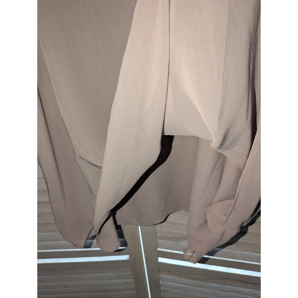 Torrid Sophie Cami Tank Top Taupe Chiffon V-Neck Double Layer Size 1X  Plus size - Picture 3 of 6